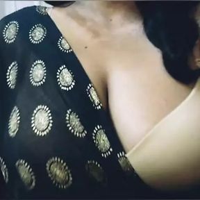 Hot Sexy Desi Girl Suck Boobs Show Nipple Rubing.