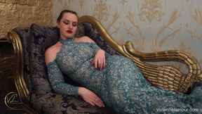 Vivienne L'amour - What Can You Do for Me Slave?