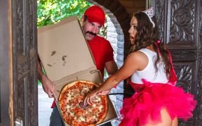 The pizza delivery guy rings extra sausage to the chicks