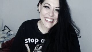 Amateur fucks huge titties with sex toy on webcam