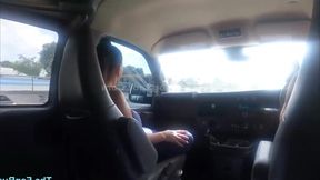 Queen-Rogue-Fucked-On-Fanbus - Public