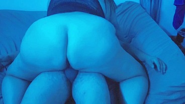 Camila Voluptas marca gang bang com 10 caras em apê no Centro de SP e o Ed filma e participa como se fosse um single do grupo