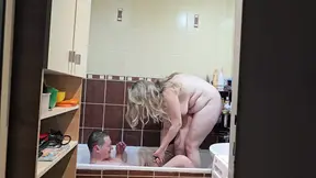 Accident in the Bathroom - Behind the scenes