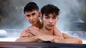 Twinks Kai Locks and Dylan Matthews fuck like crazy