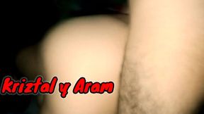 Paja rusa en grandes tetas naturales hasta lograr un final feliz &mdash;  deliciosa paja de tetas