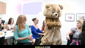 ”Lustful sluts can't wait to suck dancers' dicks”