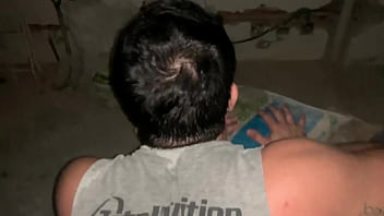 LEVANDO PICA SEM CAMISINHA NA OBRA