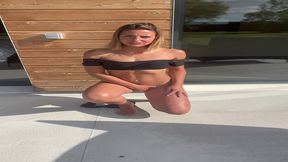 je me masturbe au soleil en exterieur