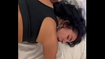 Morena de quatro no pau do loiro