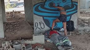 HUMILHA ÇAO NA OBRA