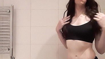 Transvestite showing sexy body and shooting a massive load