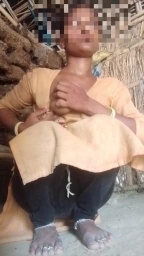 Desi Bhabhi put bamboo in her pussy and water came out of her pussy