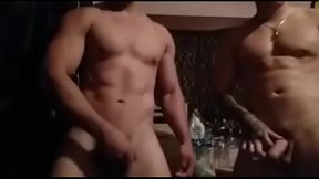 Erwin Maldonado Guadalajara con amigo