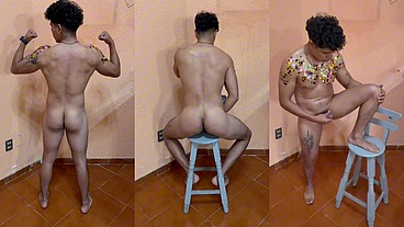 Mexicano caliente se masturba el día de SAN Valentín
