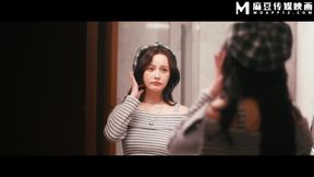 Modelmedia Asia - Golden Carp Is Extraordinary - Threesome Sex with Lesbian Boss and Subordinate