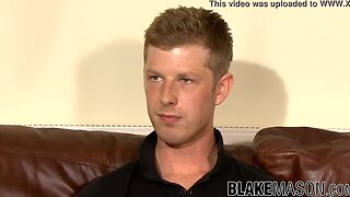 British dude dylan b loves jerking his prick for our pleasure