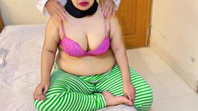 Arab Beautiful Young Granny Gets Sensual Body Massage From Grandson - without condom Service Ends in a Risky Creampie