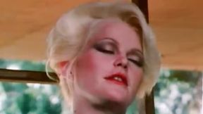 Lips... (Vintage Movie) F70