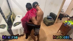 femboy servindo negao - parte 2