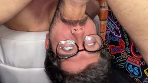 no clube de sexo preparei o puto antes para levar rola dos outros