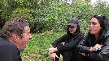 SpiSlave Quasimodo get salvia from his German Mistresses