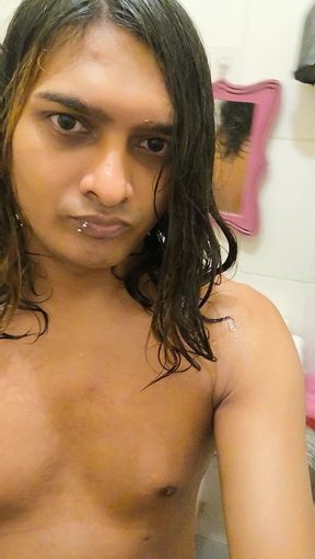 Zoya Shezadi in a Holiday Today in Home Fun Time on the Way