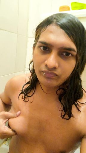 Zoya Shezadi in a Holiday Today in Home Fun Time on the Way