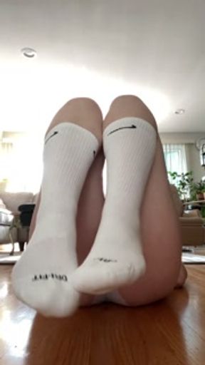 White nike socks