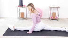 ”19 yrs old Fit Teen Natalie Knight is a Rider!”