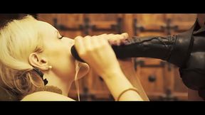 Fantasy big dick queen Opala rides huge dildo in bizarre cosplay costume