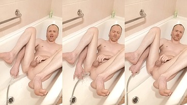 LanaTuls aka Sergay Fag - Deep Anal Cleaning in Bath with Water. Хочешь меня выебать - пиши в тг LanaTulsWhore.