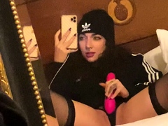 Amateur czech teen in her first toy induced orgasm