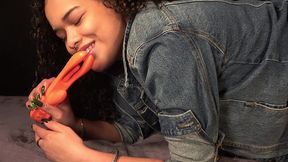 powerful dildo made me cum twice, i sucked, i licked and i put it in my pussy. pov. full video -xattlalust-