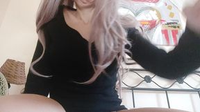 chantal tries again, but the tampax should not be inserted back there!