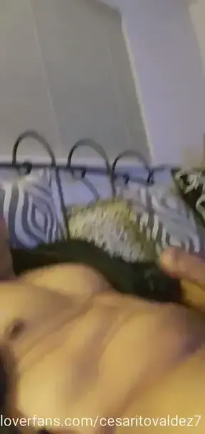 Ya es vienes y mi verga quiere culo. Quien me presta su rico culito y su boca para sacarme la le lechita?
