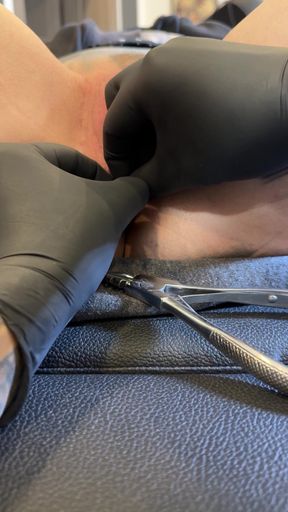 Hot MILF Is Getting Her Pussy Piercings Replaced. Clit, Hariy Pussy
