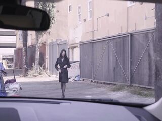It's Screw or Bust for Sadie Blake