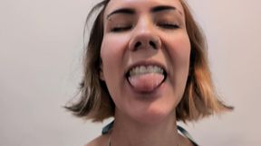 REAL SPIT DROOLS FROM MY MOUTH | Miinxiiee