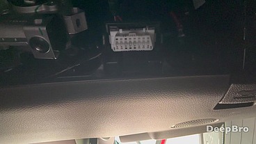 Escenas ineditas de mi auto por debajo