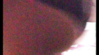 Dünne Amateure werden anal gefickt