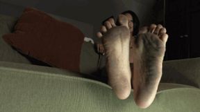 Masturbate To Dirty Feet Of Karli, 1st