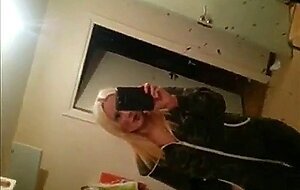 Amator Svensk Tjej Med Stora Tillgangar