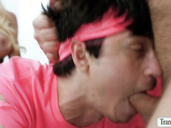 Must Watch this Threesome anal in the gym