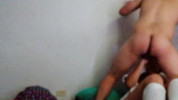 FELIZ AÑO A MI ESTUDIANTE ME FOLLA MIENTRAS HABLA POR TELEFONO PARA QUE LE SUBA LAS NOTAS DE LAS MATERIAS