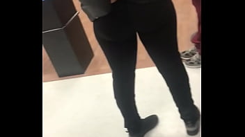 Baltimore Walmart Thot Ass Shakin