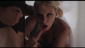 Super sexy t-girl fucks woman