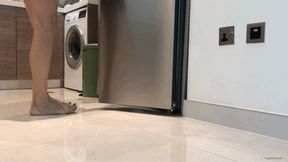 KYLIE INJURES HER TOES MANY TIMES - MOV HD