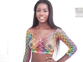 Negra alta deliciosa
