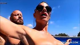 Pool sex with milf Leidy De Leon for SalsaXXX