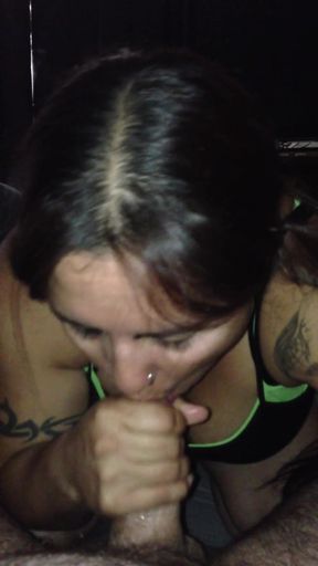 Lorie Cree takes Elroy Pek's morning wood in her mouth   Clip 1